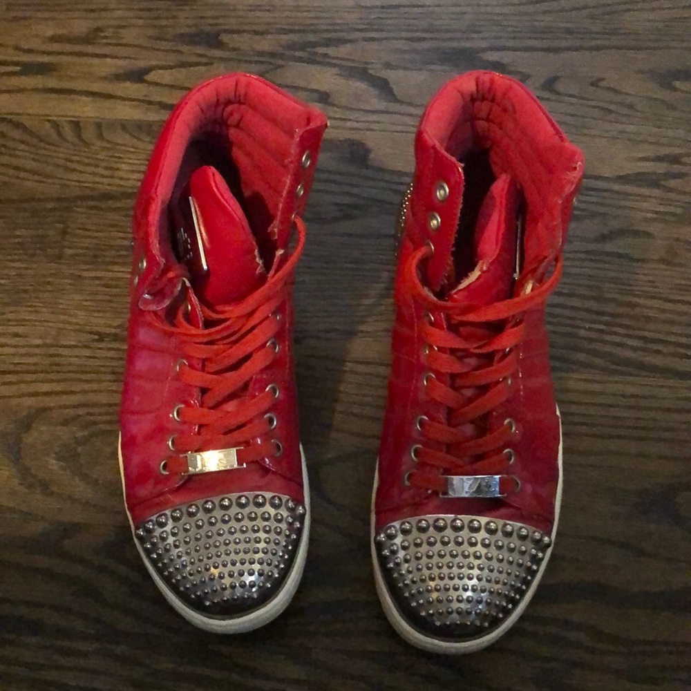 J75 by jump great condition no scratches